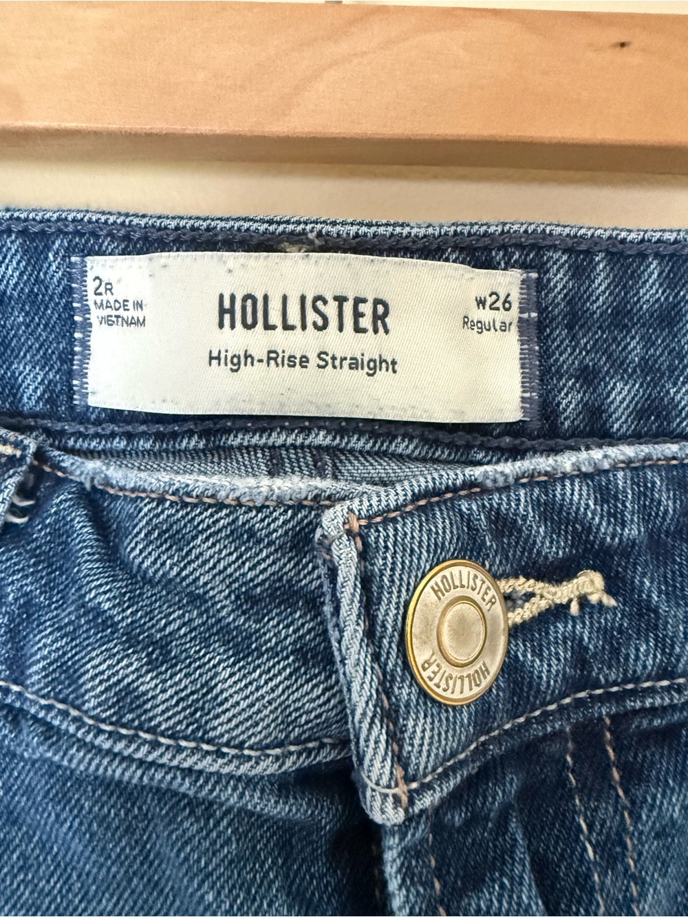 Hollister High Rise Straight Leg Jeans 26R - Picture 6 of 11